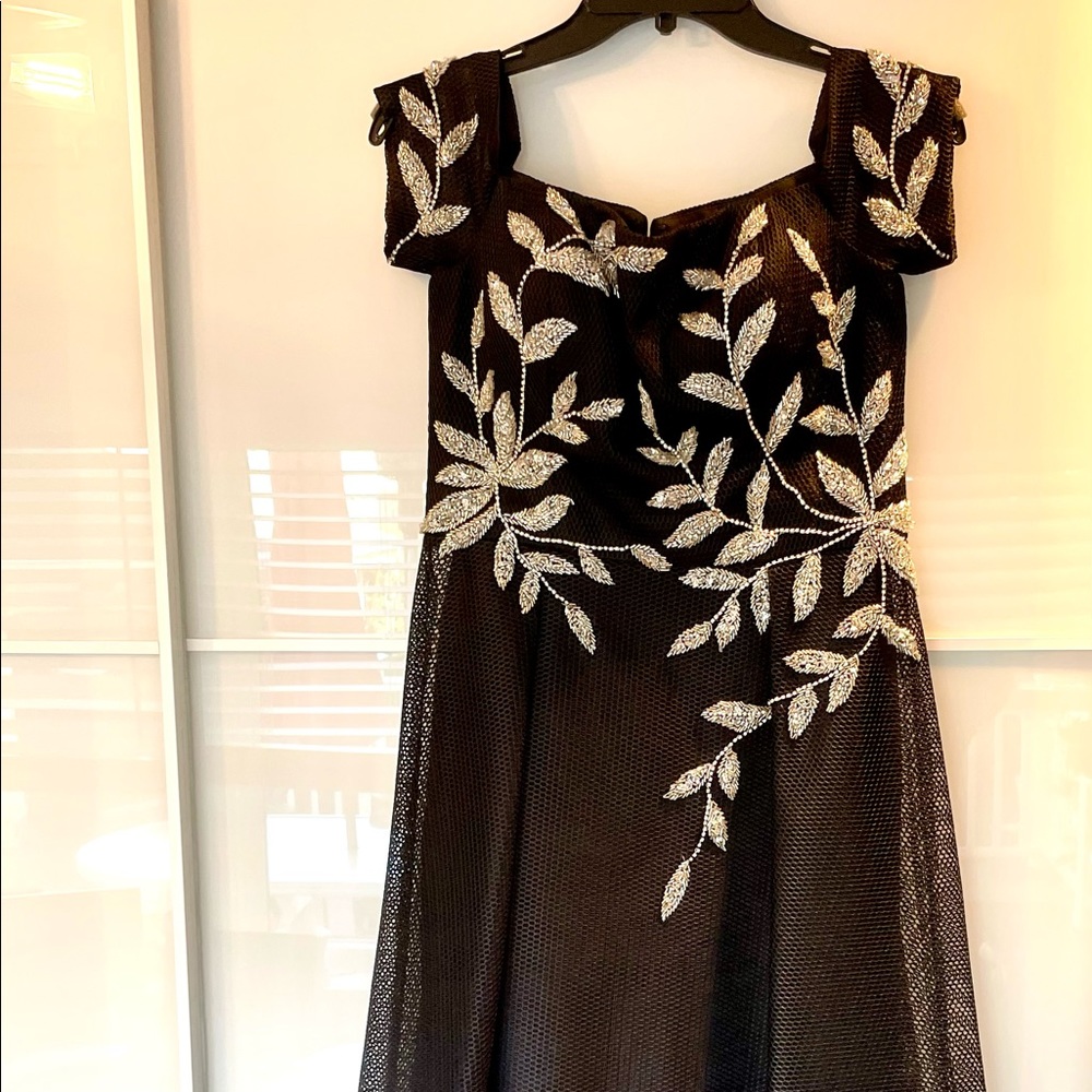 Teri Jon by rickie freeman evening dress size 6, - Picture 2 of 7